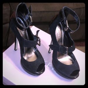 Bakers Patent Leather/Suede Strapped Platform Heel